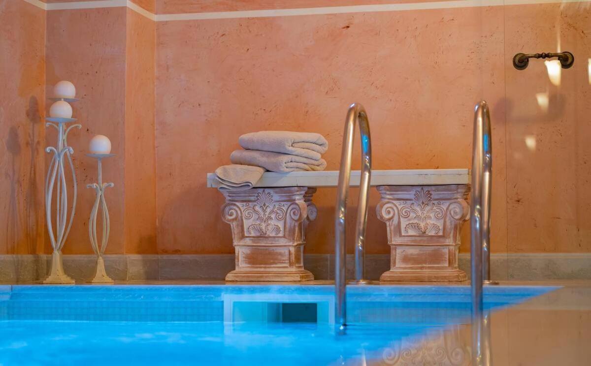 Unique Room With Indoor Pool & Attic Alli Meria Εξωτερικό φωτογραφία
